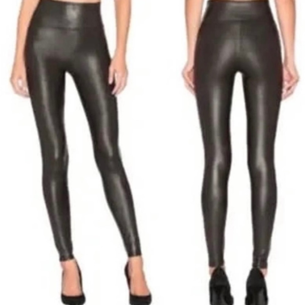 SPANX Ready To Wow Faux Leather Slimming
High Waist Leggings Black Size S